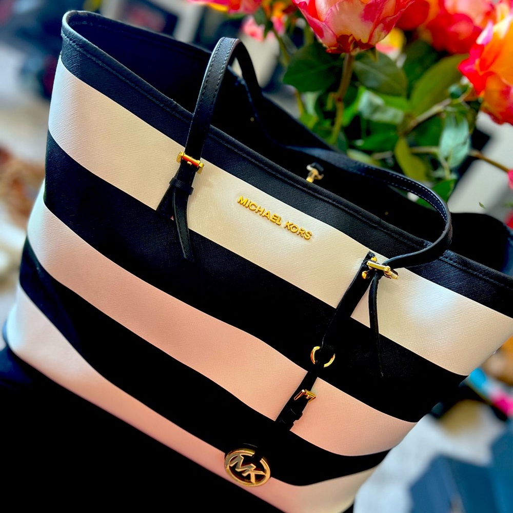 Michael Kors Tote